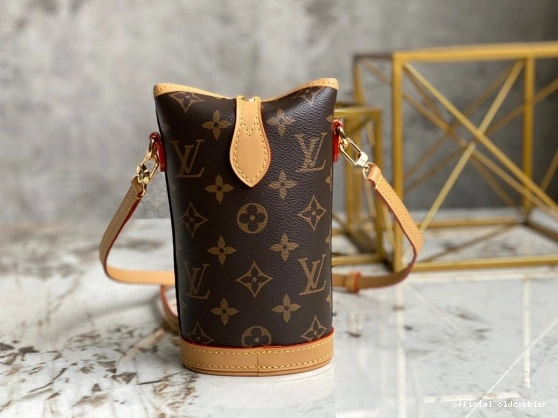Official oldcobbler LOUIS ME POUCH FOLD VUITTON 0801